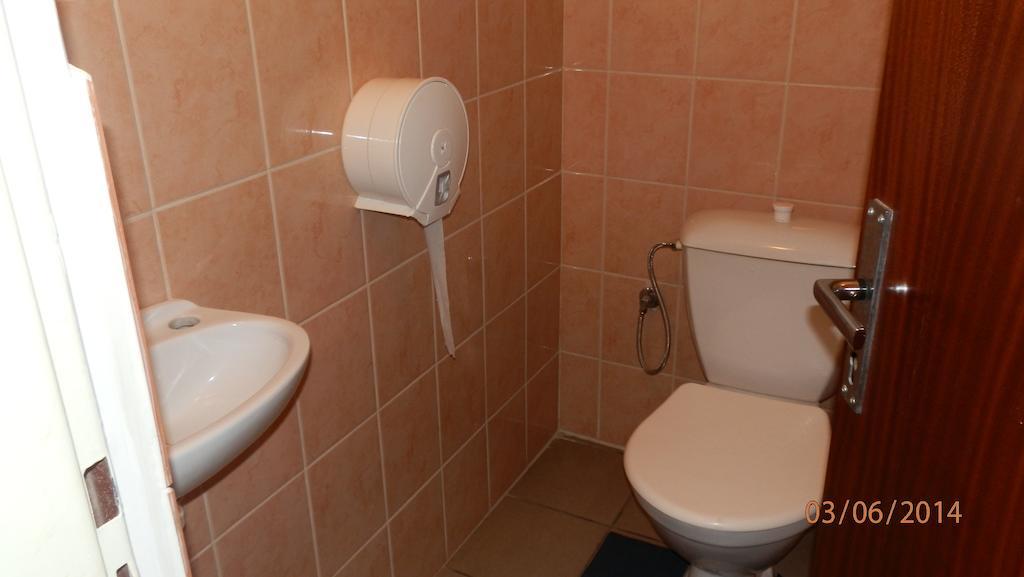 Penzion Marina Pri Slovenskej Restauracii Brezno Ruang foto